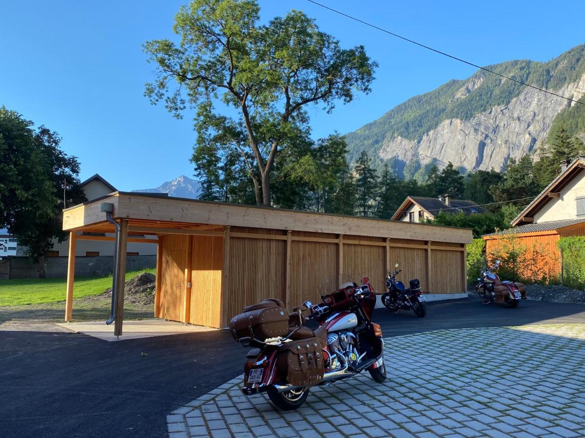 Hotel Oberland Le Bourg-dʼOisans Exteriér fotografie