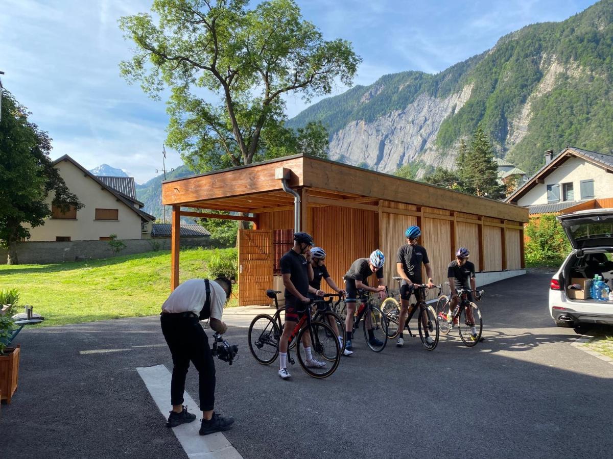 Hotel Oberland Le Bourg-dʼOisans Exteriér fotografie