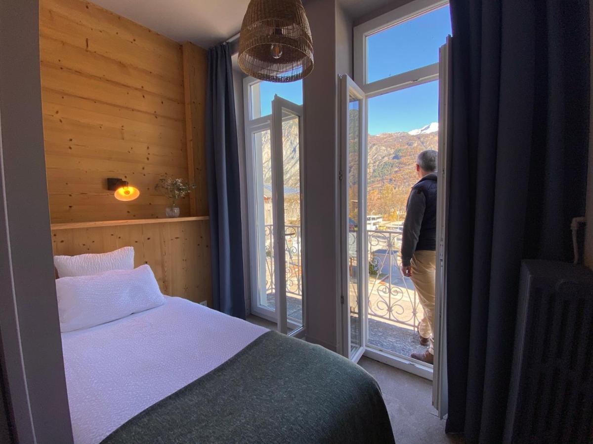 Hotel Oberland Le Bourg-dʼOisans Exteriér fotografie