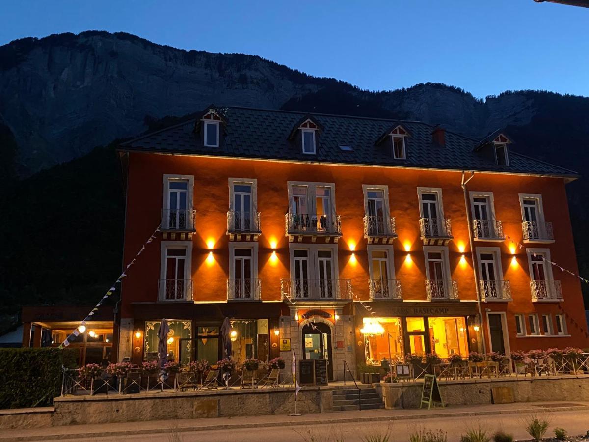 Hotel Oberland Le Bourg-dʼOisans Exteriér fotografie