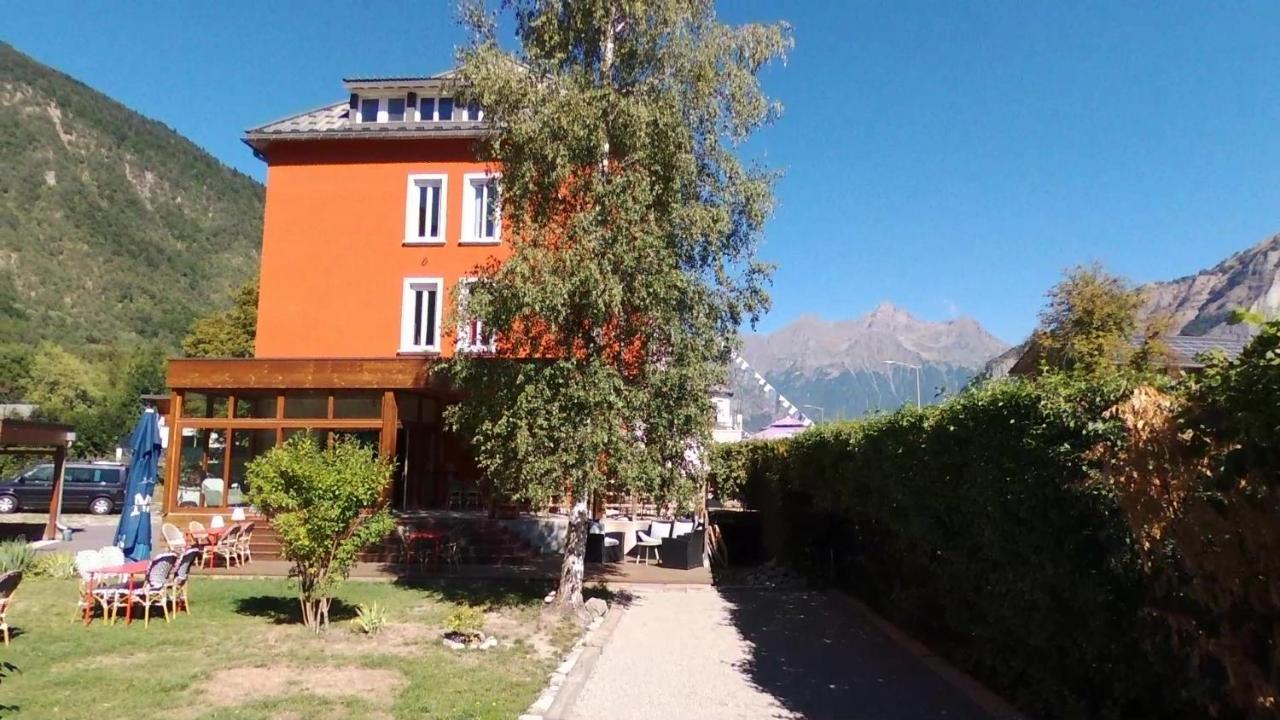 Hotel Oberland Le Bourg-dʼOisans Exteriér fotografie